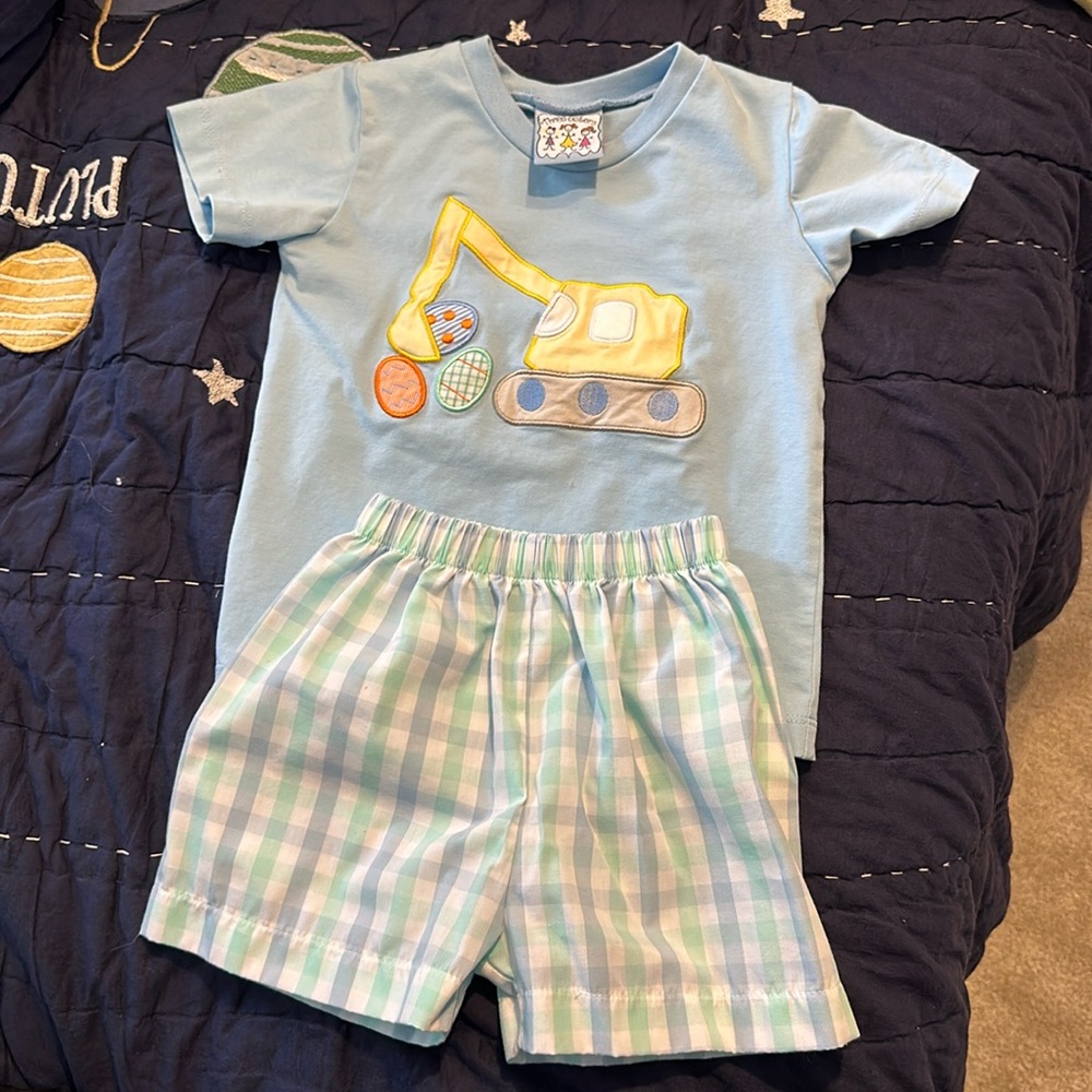 Three Sisters Boys 2 piece Easter outfit size 3T